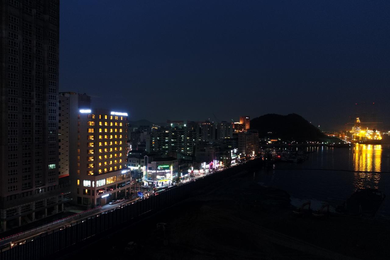 Geoje Artnouveau Suite Hotel Exterior photo