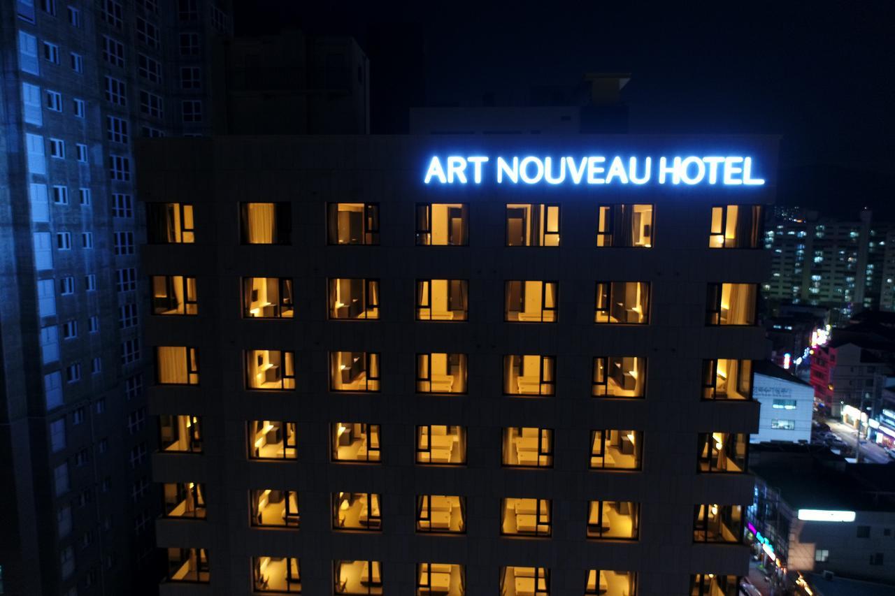 Geoje Artnouveau Suite Hotel Exterior photo