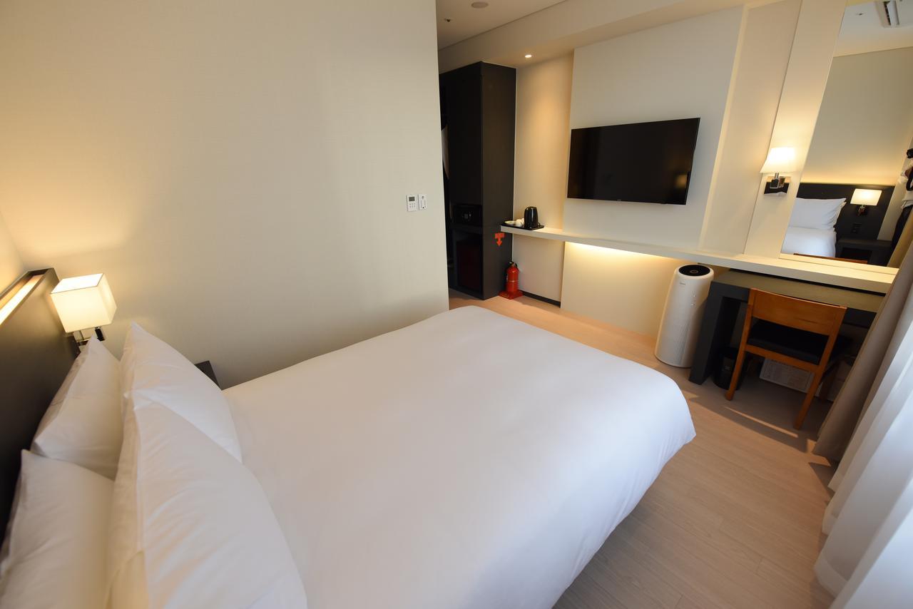 Geoje Artnouveau Suite Hotel Exterior photo