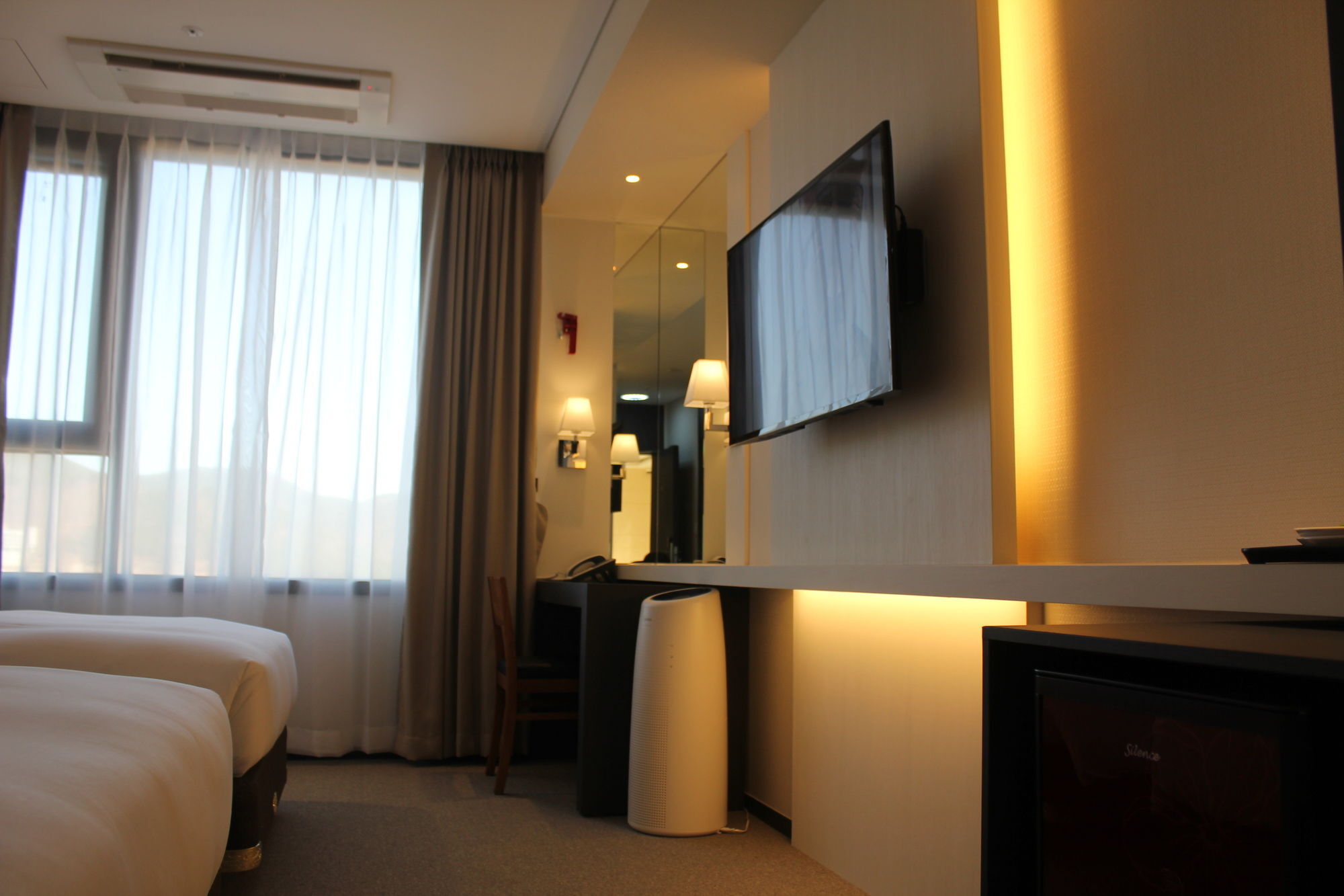 Geoje Artnouveau Suite Hotel Exterior photo